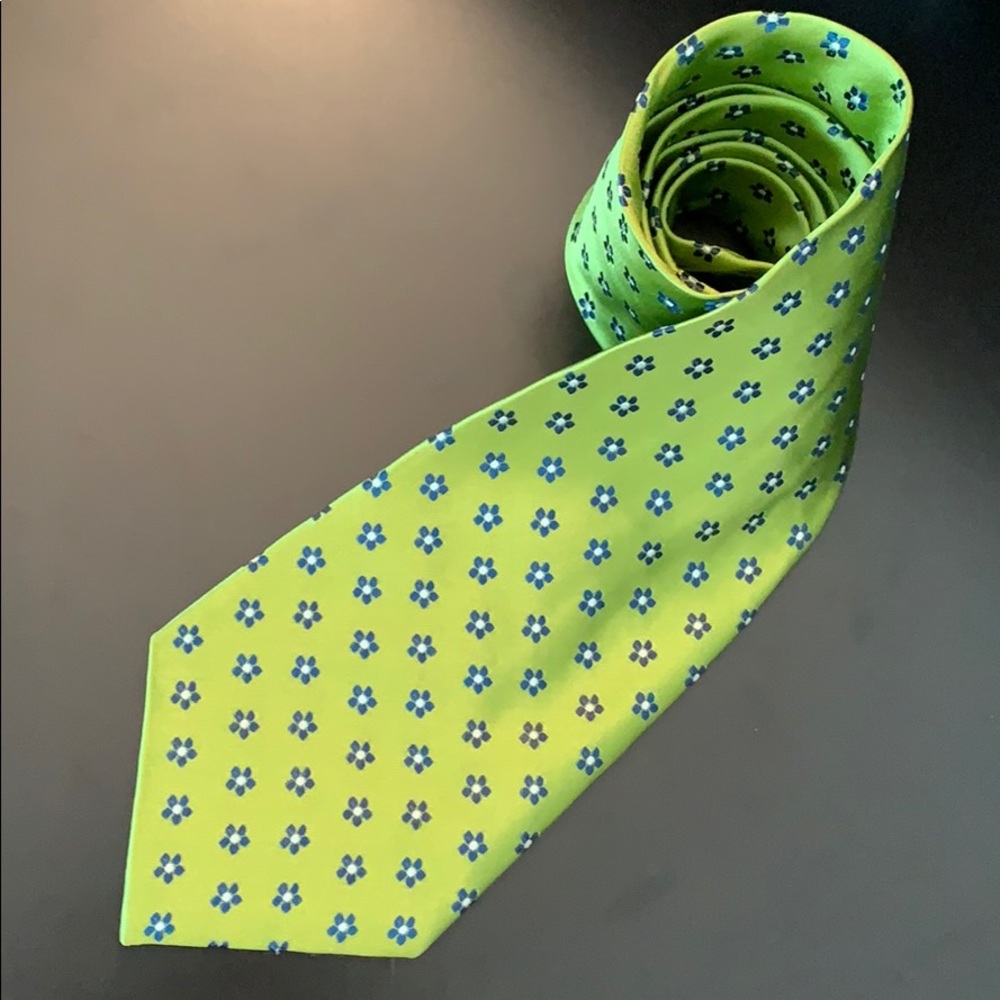 PIERRE CARDIN, TIE, NWOT 100% SILK, MADE IN FRANCE